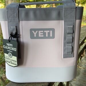 YETI Camino 20 Cherry Blossom, Carryall, Beach
Bag NEW Rare limited edition